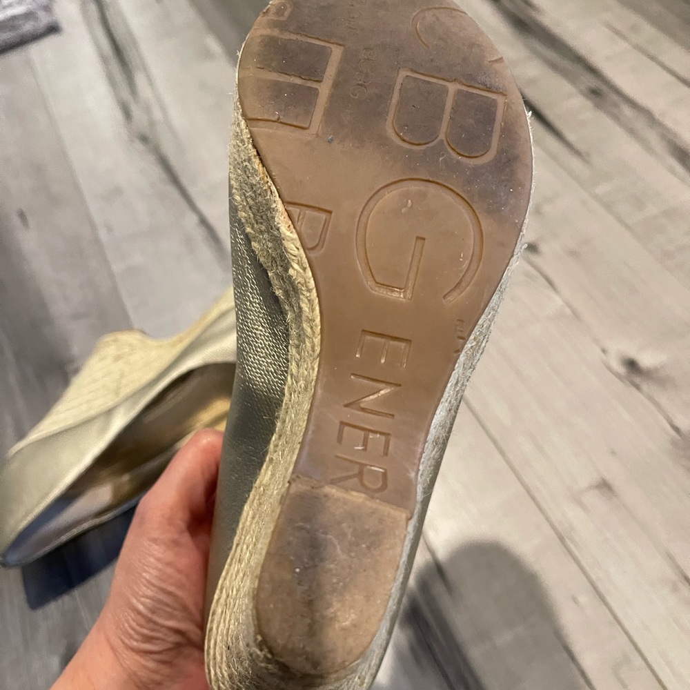 BCBGeneration Wedge - Picture 3 of 9